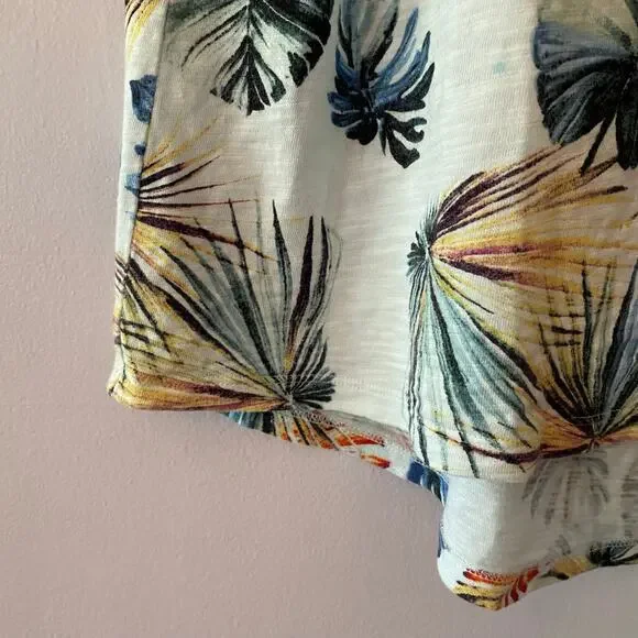 Chico's Tropical Print Short Sleeve V-neck Shirt Cotton Blend Women's 1 / Medium - Picture 5 of 9